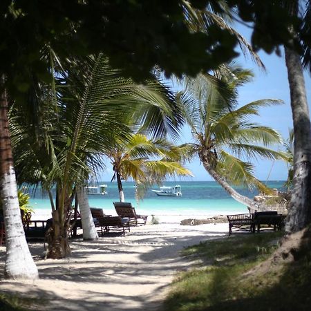 Coconut Village Beach Resort 디아니 해변 외부 사진