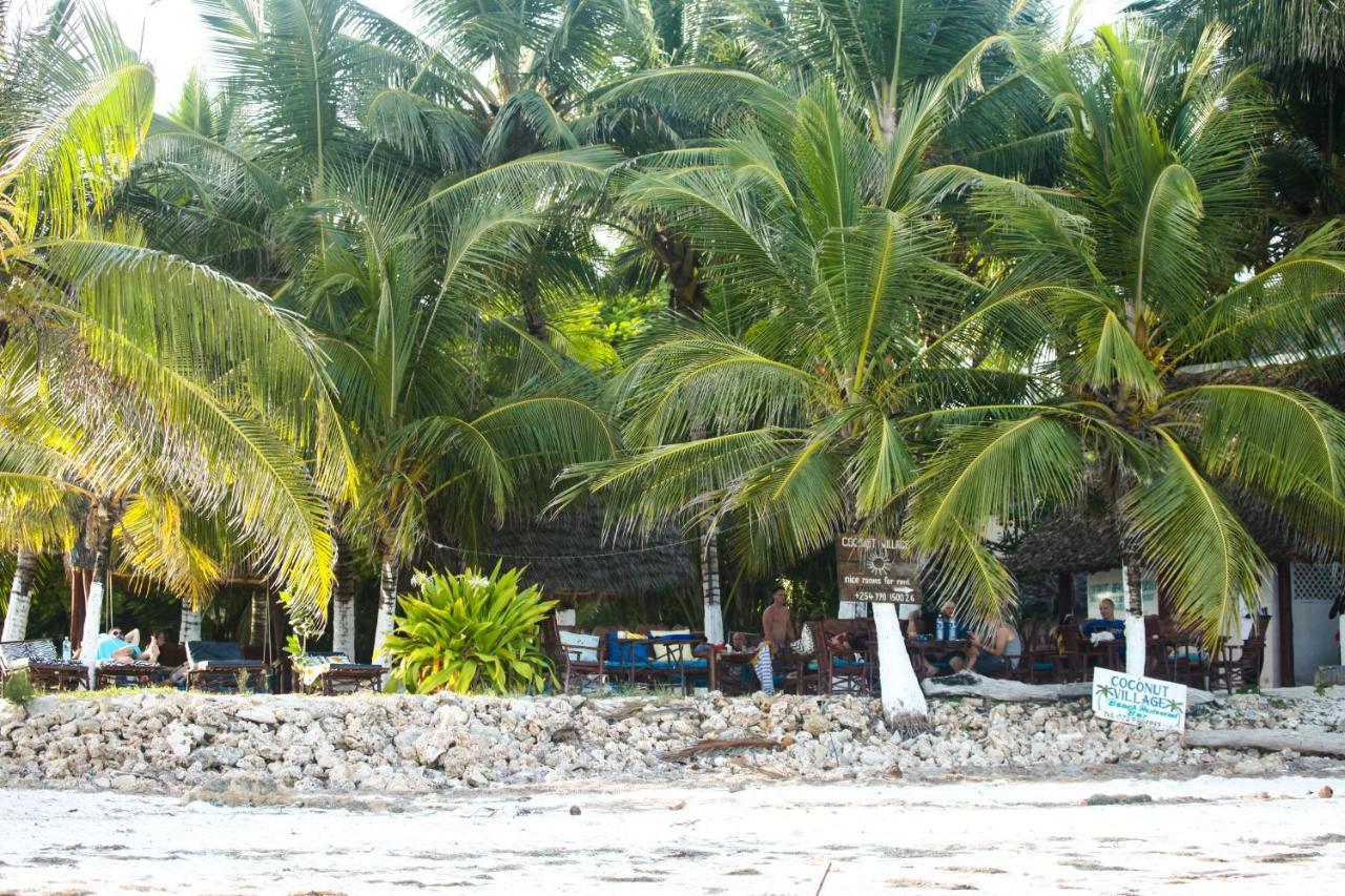 Coconut Village Beach Resort 디아니 해변 외부 사진