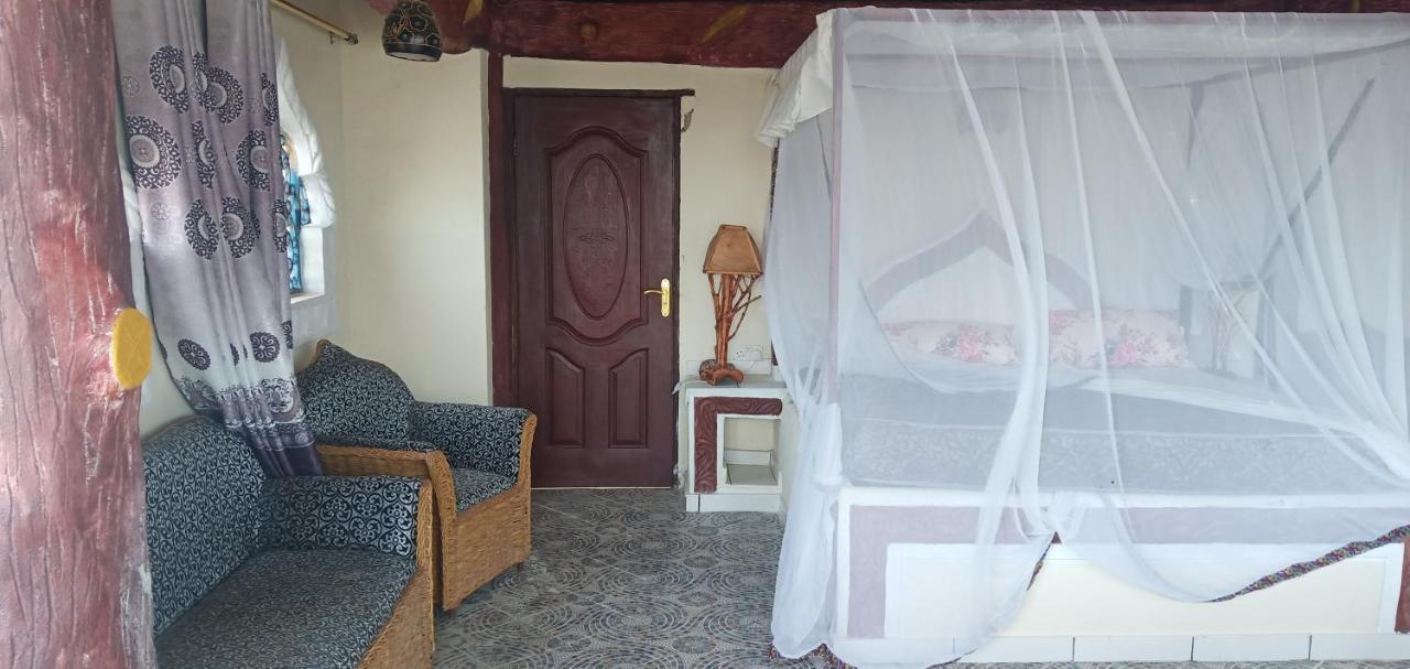 Coconut Village Beach Resort 디아니 해변 외부 사진